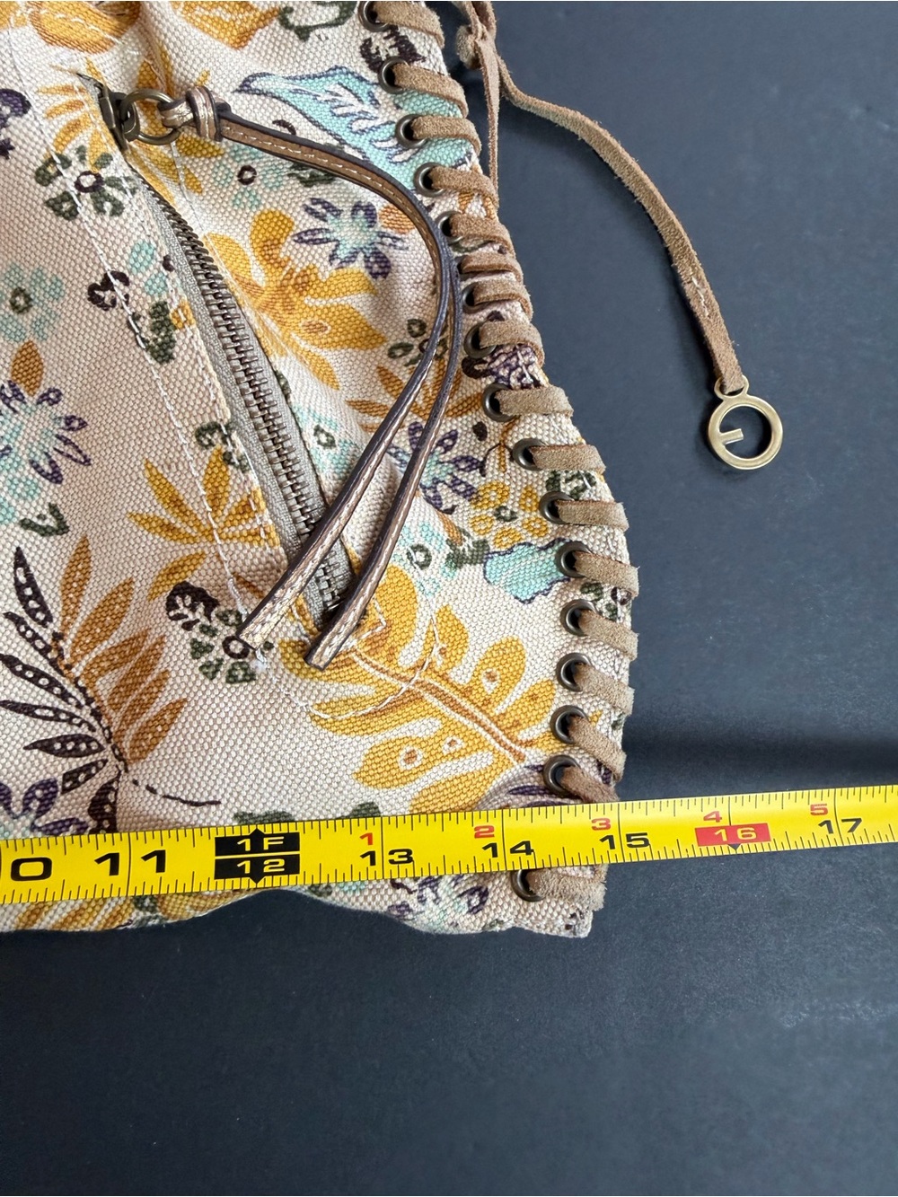 Guess Oasis Floral Canvas Frame Satchel Grommets Studs Y2K Handbag Purse GUC - Picture 14 of 16